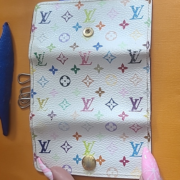 LOUIS VUITTON AUTHENTIC TAKASKI MURAKAMI LEATHER KEYHOLDER 💠✨️RARE✨️ 💠 - Picture 2 of 9